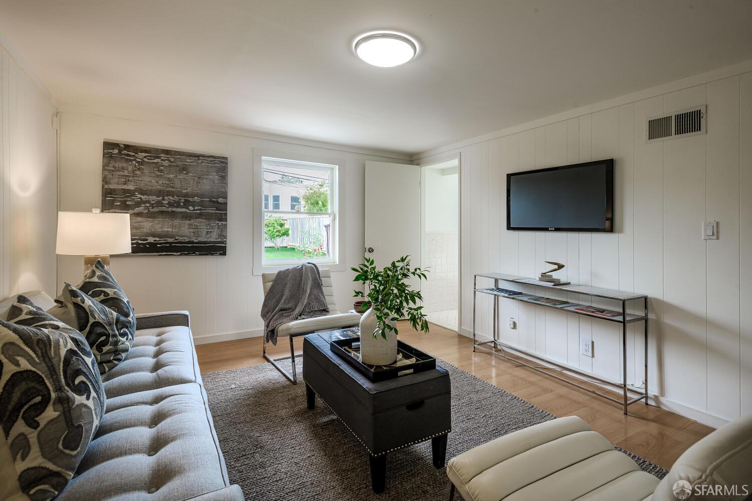 Detail Gallery Image 19 of 42 For 2654 35th Ave, San Francisco,  CA 94116 - 2 Beds | 2 Baths