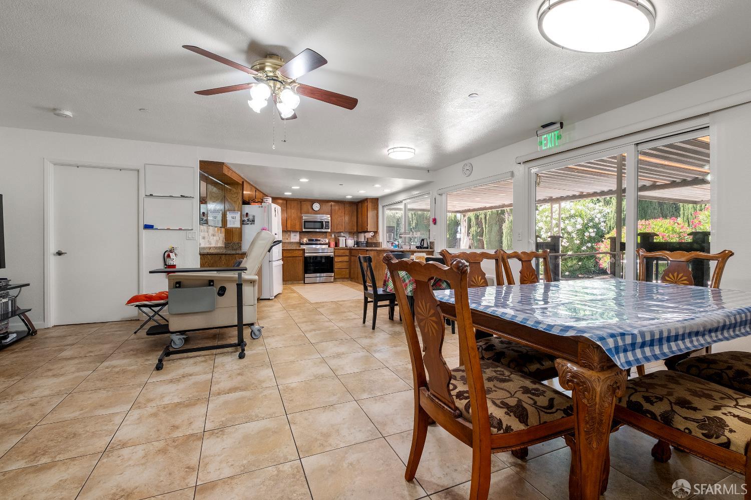 Detail Gallery Image 17 of 47 For 1230 Vancouver Way, Livermore,  CA  - – Beds | – Baths