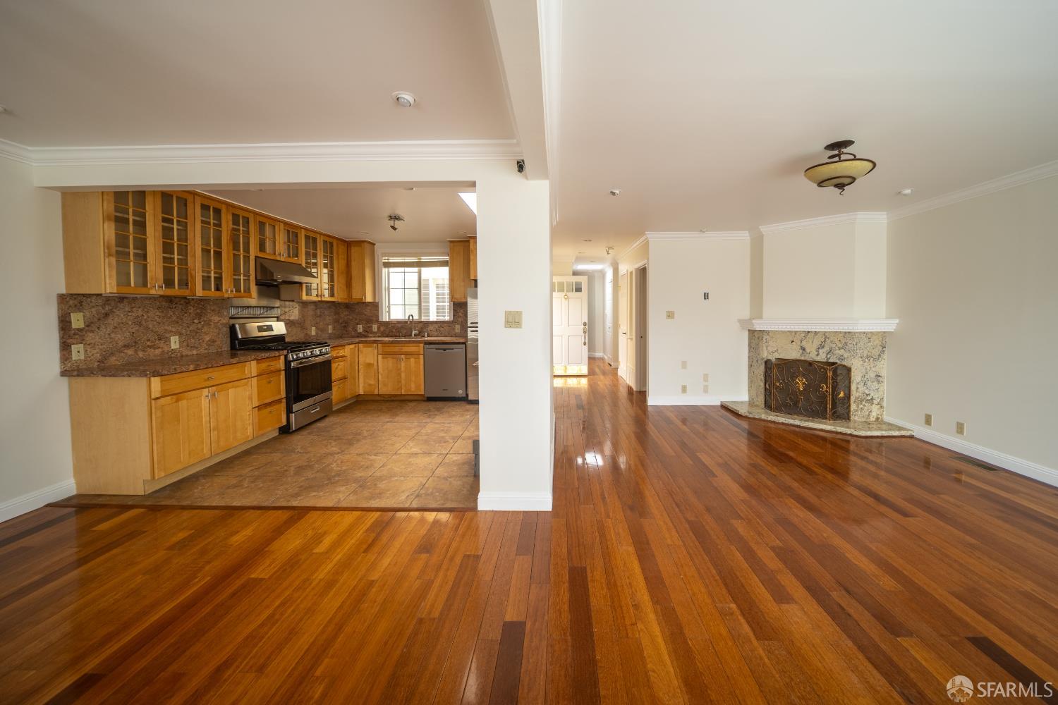 Detail Gallery Image 9 of 27 For 2346 33rd Ave, San Francisco,  CA 94116 - 3 Beds | 1 Baths