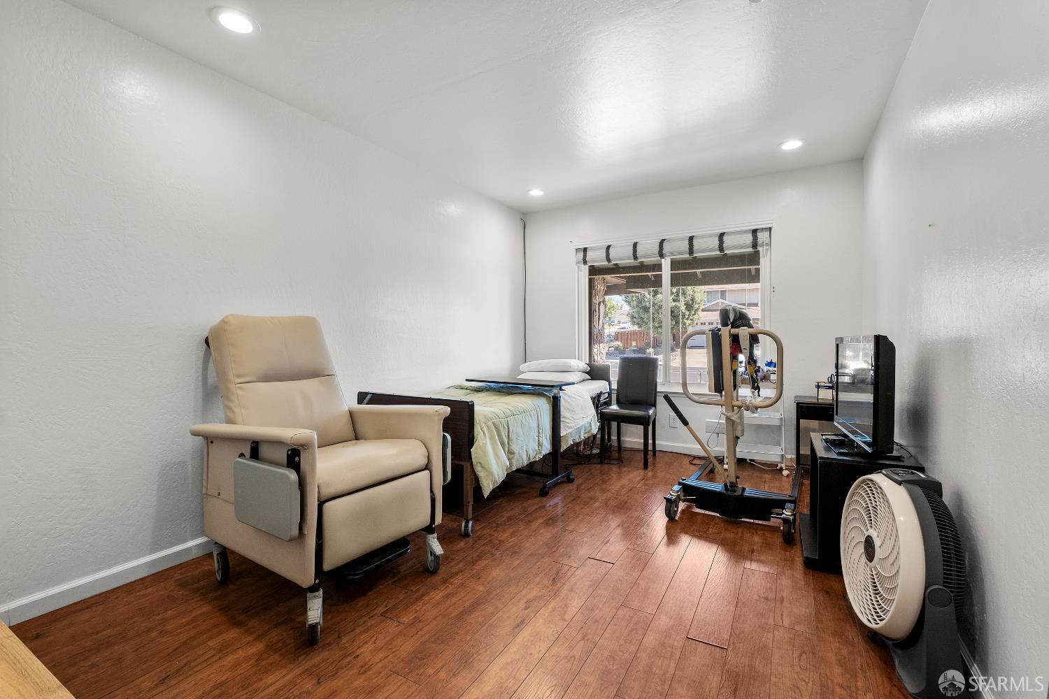Detail Gallery Image 31 of 47 For 1230 Vancouver Way, Livermore,  CA  - – Beds | – Baths