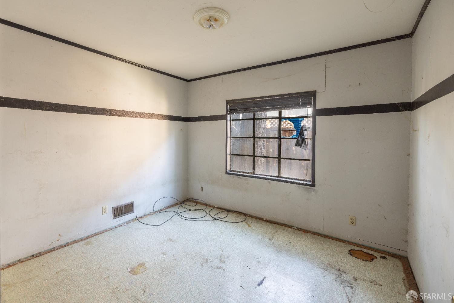 Detail Gallery Image 38 of 60 For 3142 Keith Ave, Castro Valley,  CA 94546 - 3 Beds | 1 Baths