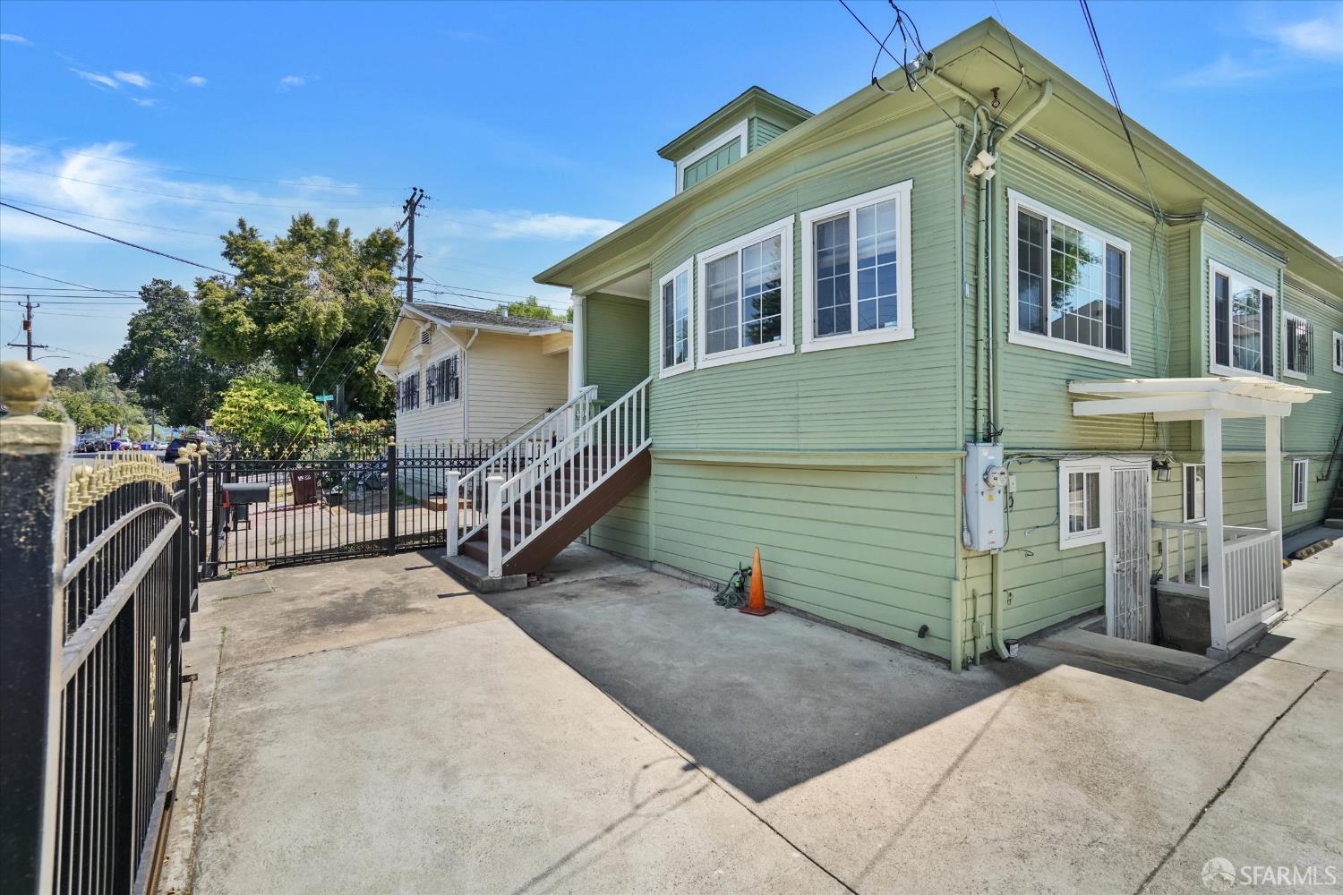 Detail Gallery Image 34 of 45 For 2486 26th Ave, Oakland,  CA 94601 - – Beds | – Baths