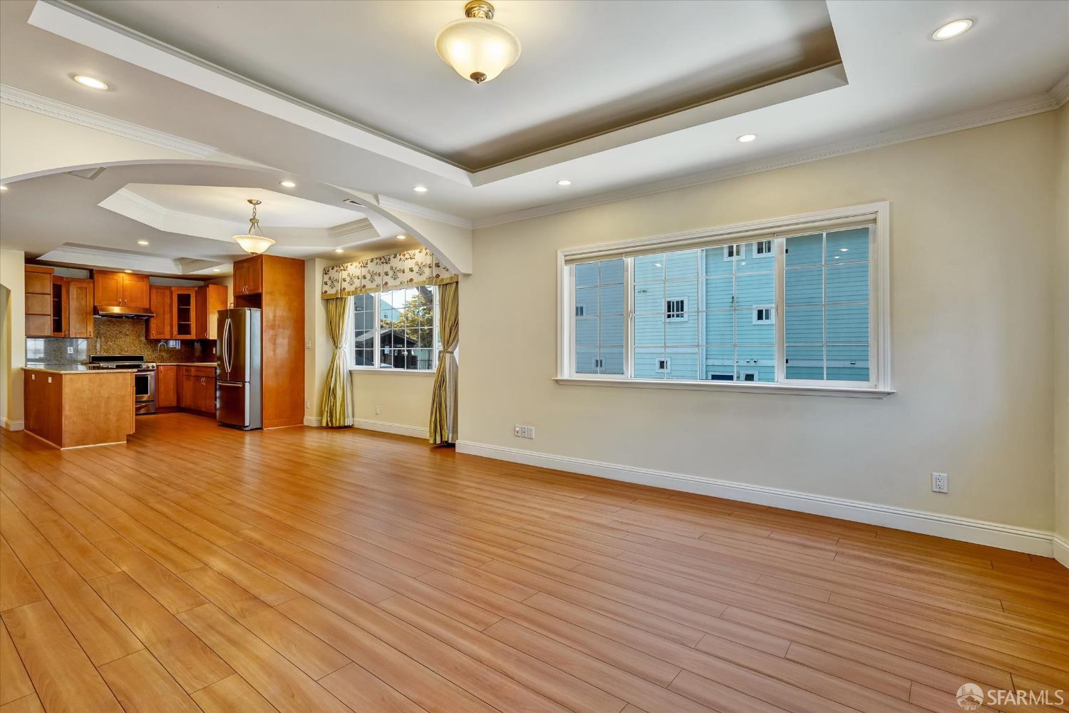 Detail Gallery Image 5 of 45 For 2486 26th Ave, Oakland,  CA 94601 - – Beds | – Baths