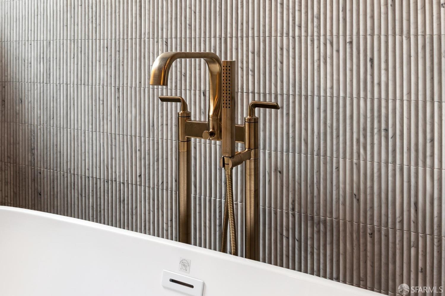 Detail Gallery Image 60 of 99 For 1625 Vallejo St, San Francisco,  CA 94123 - 4 Beds | 4/1 Baths