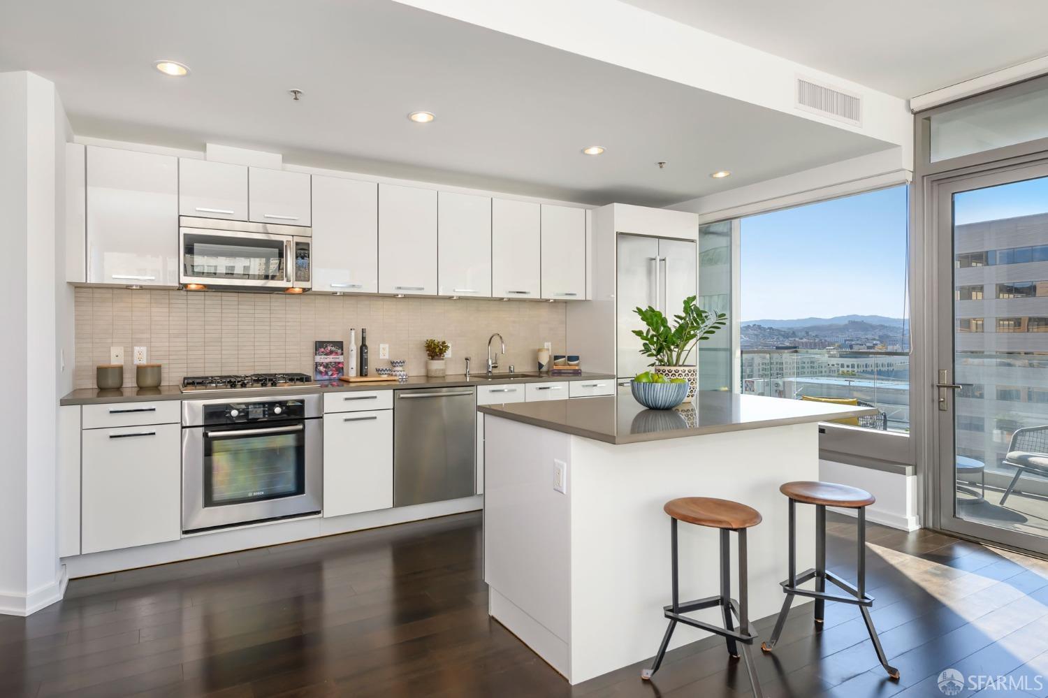 Detail Gallery Image 6 of 52 For 1 Hawthorne St 12f,  San Francisco,  CA 94105 - 2 Beds | 2 Baths