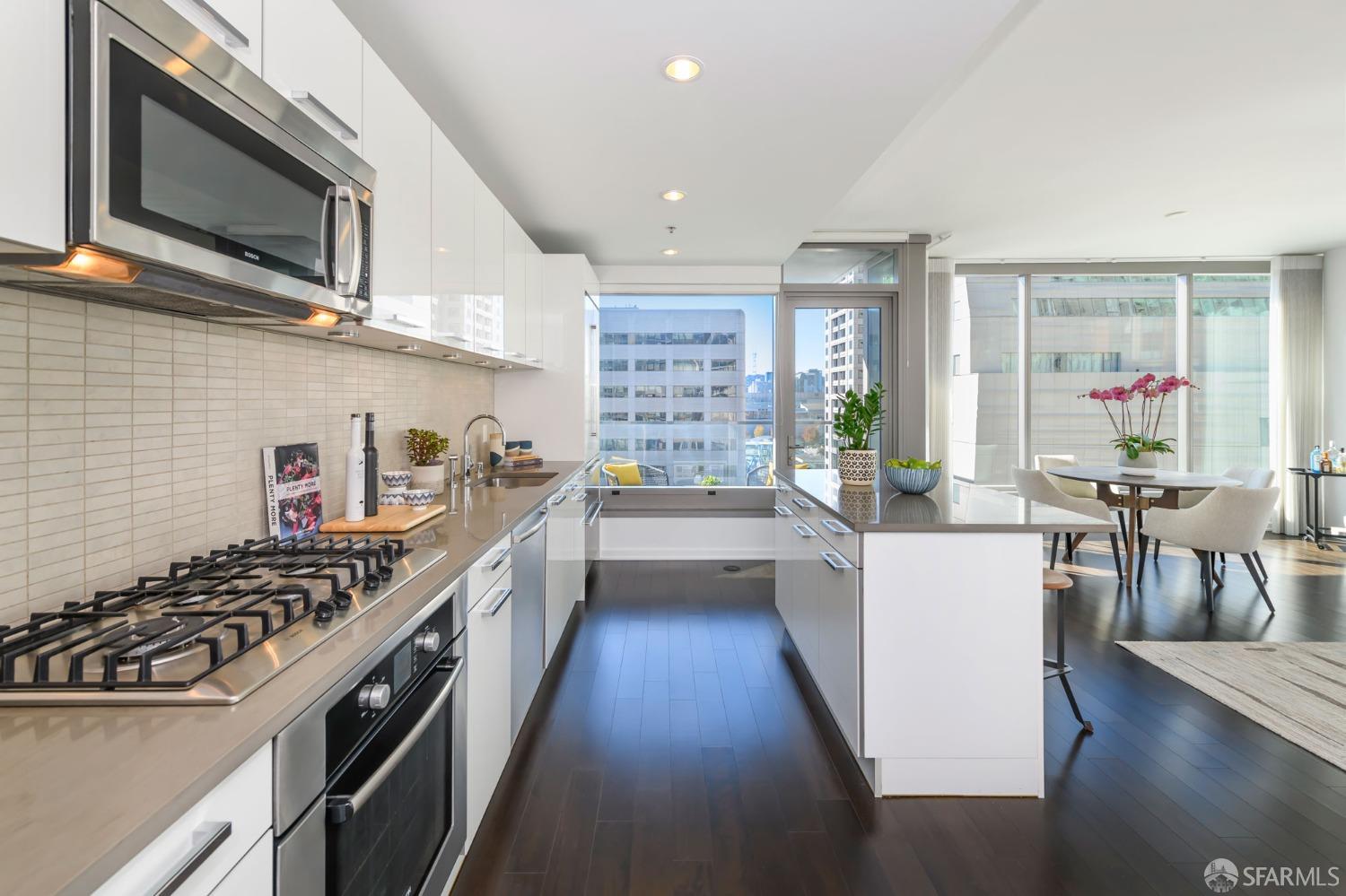 Detail Gallery Image 13 of 52 For 1 Hawthorne St 12f,  San Francisco,  CA 94105 - 2 Beds | 2 Baths