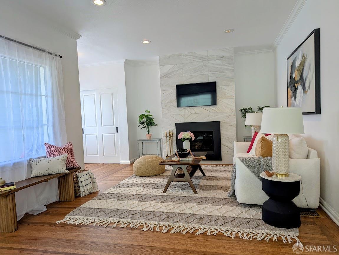 Detail Gallery Image 4 of 23 For 192 Ridgeway Ave, Oakland,  CA 94611 - 2 Beds | 2 Baths