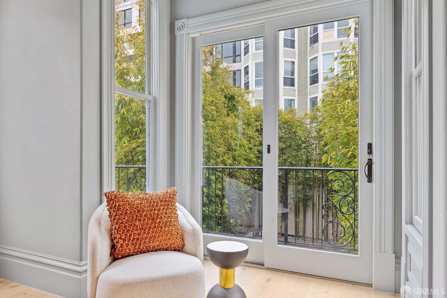 Detail Gallery Image 52 of 99 For 1625 Vallejo St, San Francisco,  CA 94123 - 4 Beds | 4/1 Baths