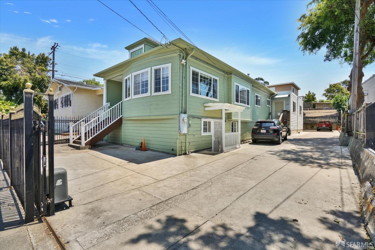 Detail Gallery Image 35 of 45 For 2486 26th Ave, Oakland,  CA 94601 - – Beds | – Baths