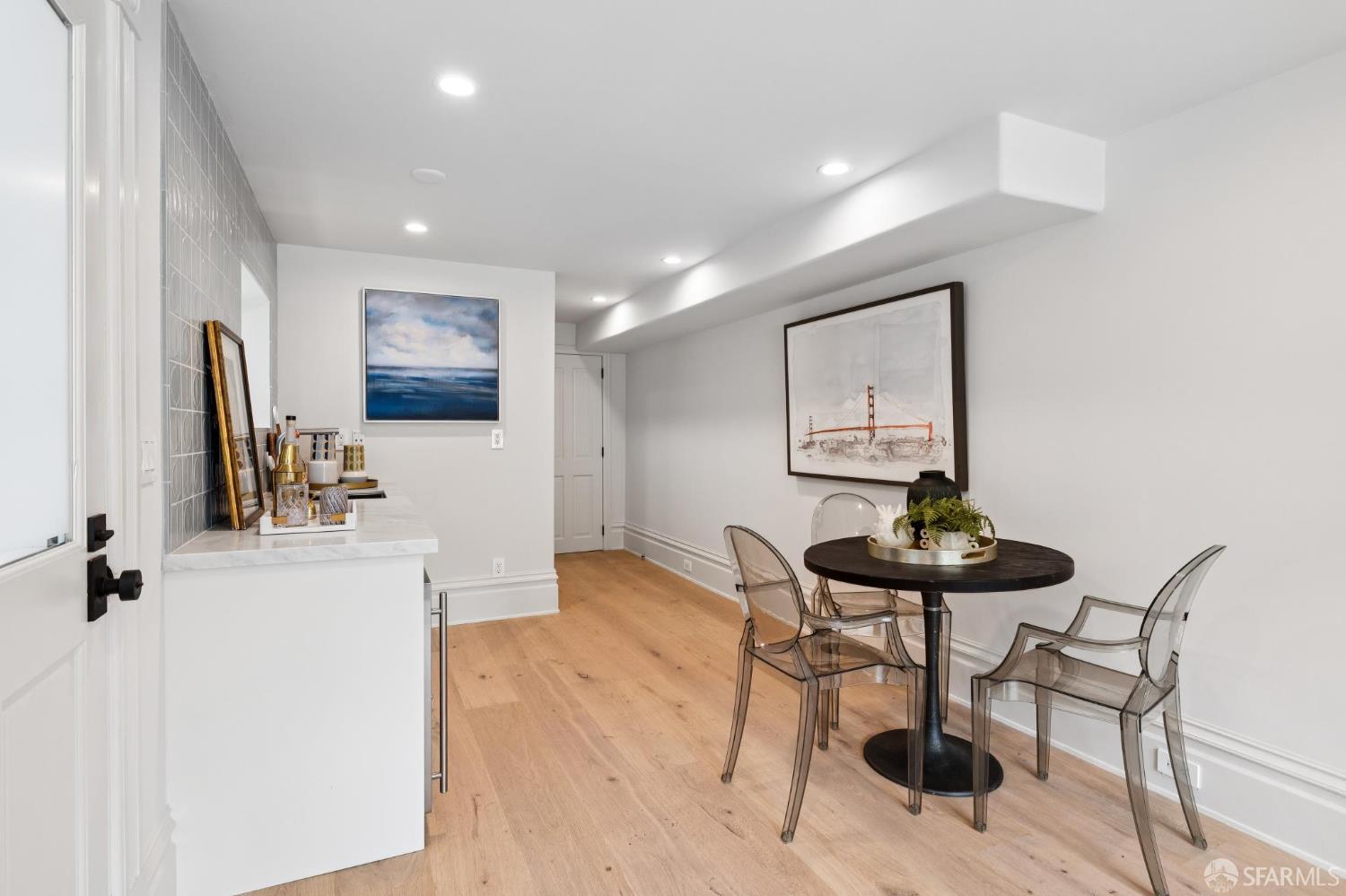 Detail Gallery Image 80 of 99 For 1625 Vallejo St, San Francisco,  CA 94123 - 4 Beds | 4/1 Baths