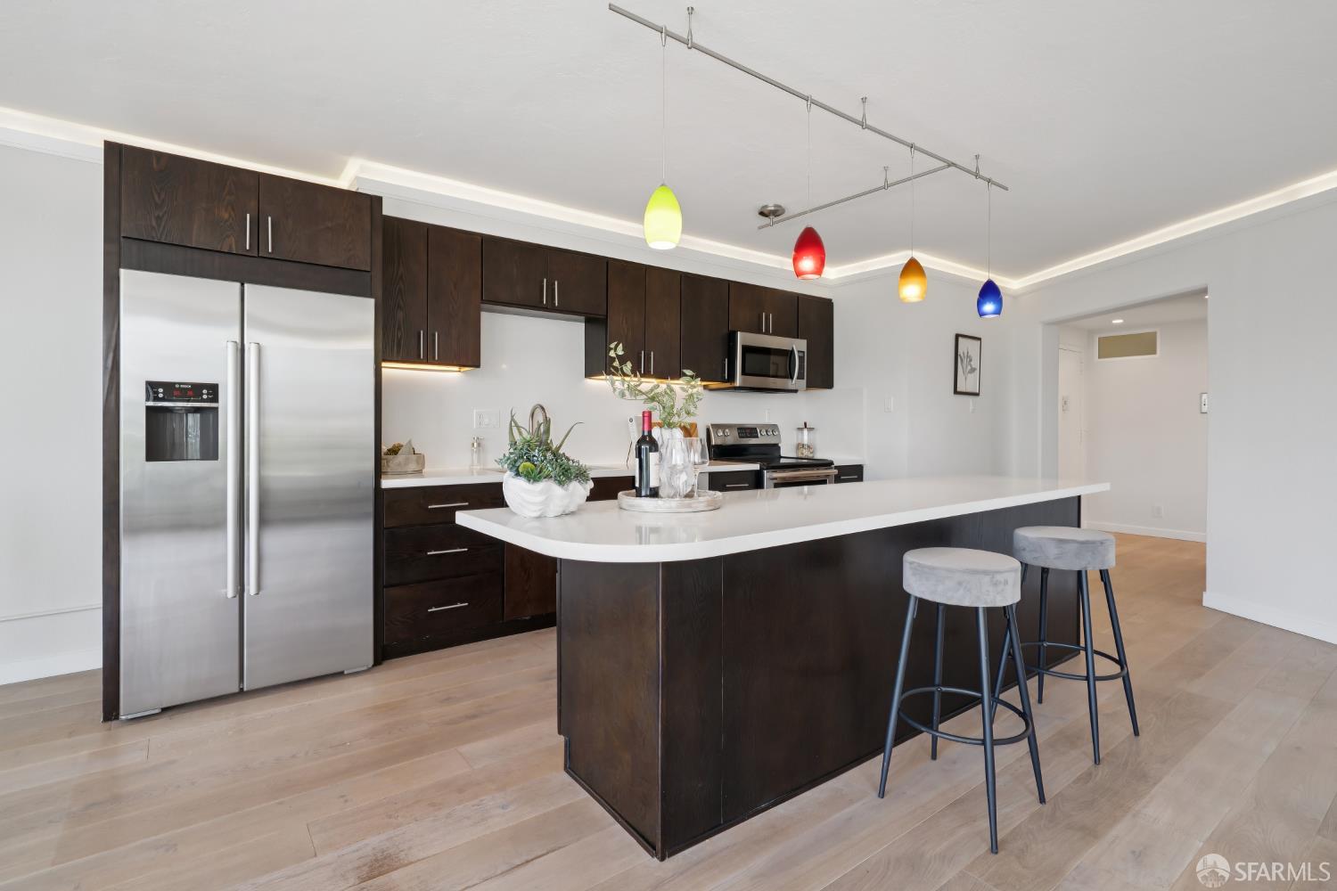 Detail Gallery Image 8 of 51 For 1200 Gough St 3a,  San Francisco,  CA 94109 - 2 Beds | 2 Baths