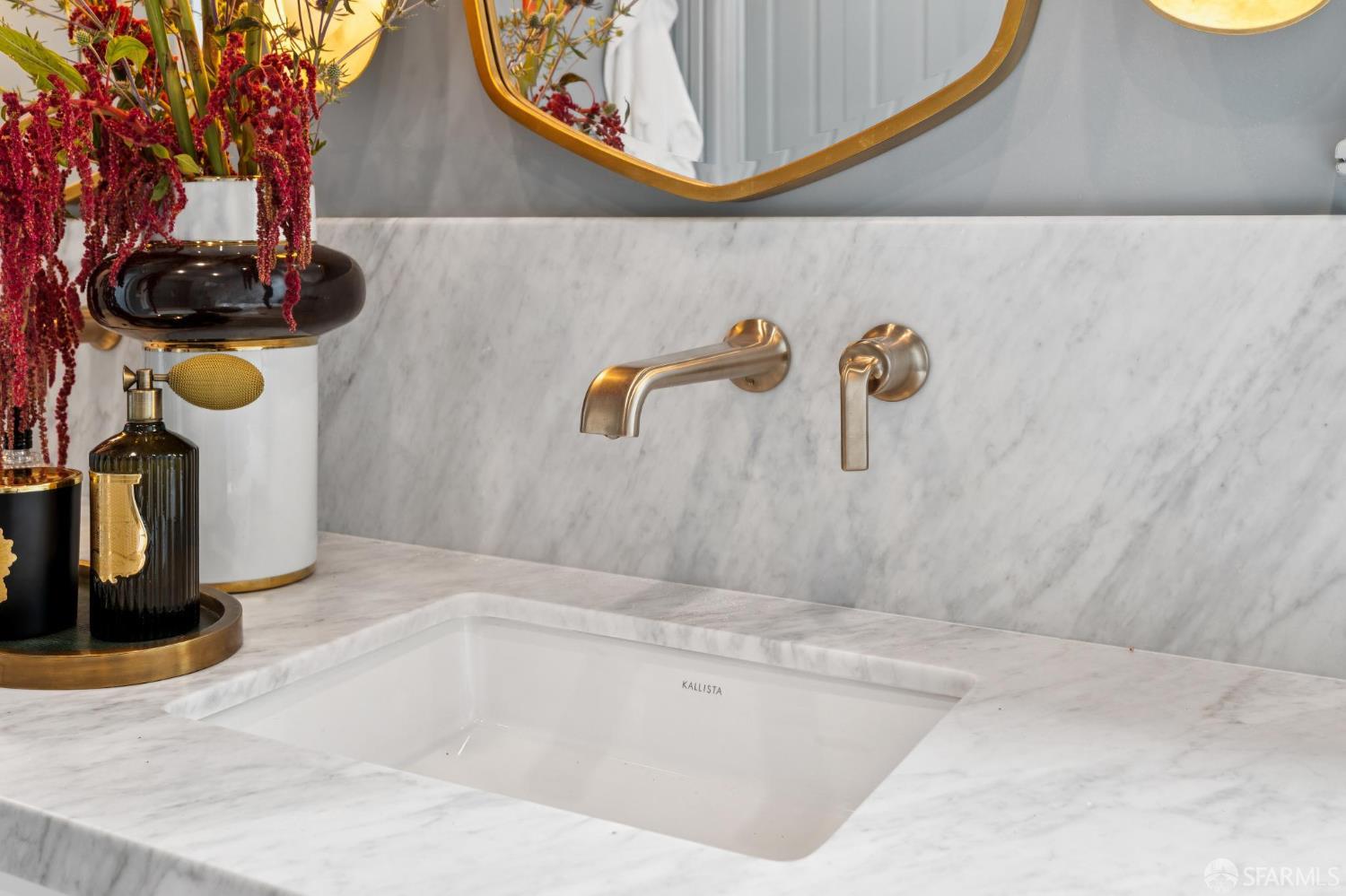 Detail Gallery Image 58 of 99 For 1625 Vallejo St, San Francisco,  CA 94123 - 4 Beds | 4/1 Baths