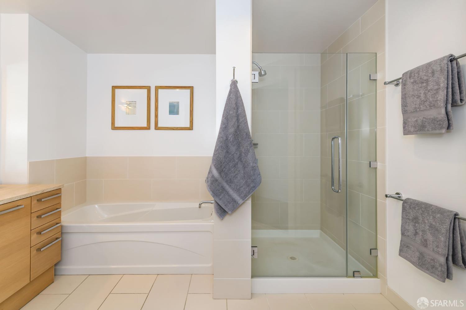 Detail Gallery Image 17 of 52 For 1 Hawthorne St 12f,  San Francisco,  CA 94105 - 2 Beds | 2 Baths