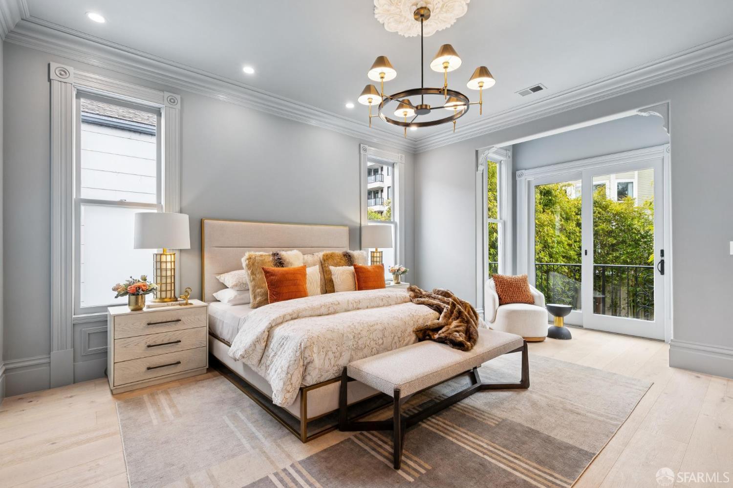 Detail Gallery Image 49 of 99 For 1625 Vallejo St, San Francisco,  CA 94123 - 4 Beds | 4/1 Baths