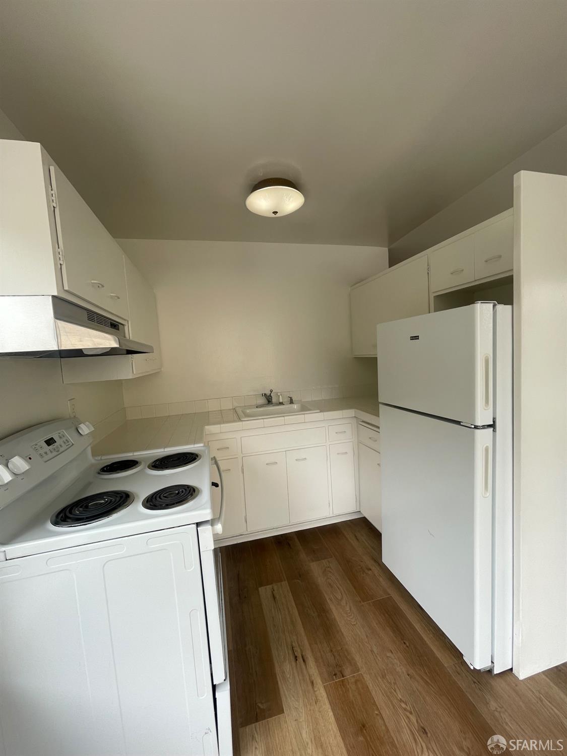 Detail Gallery Image 13 of 25 For 1200 42nd Ave, San Francisco,  CA 94122 - – Beds | – Baths