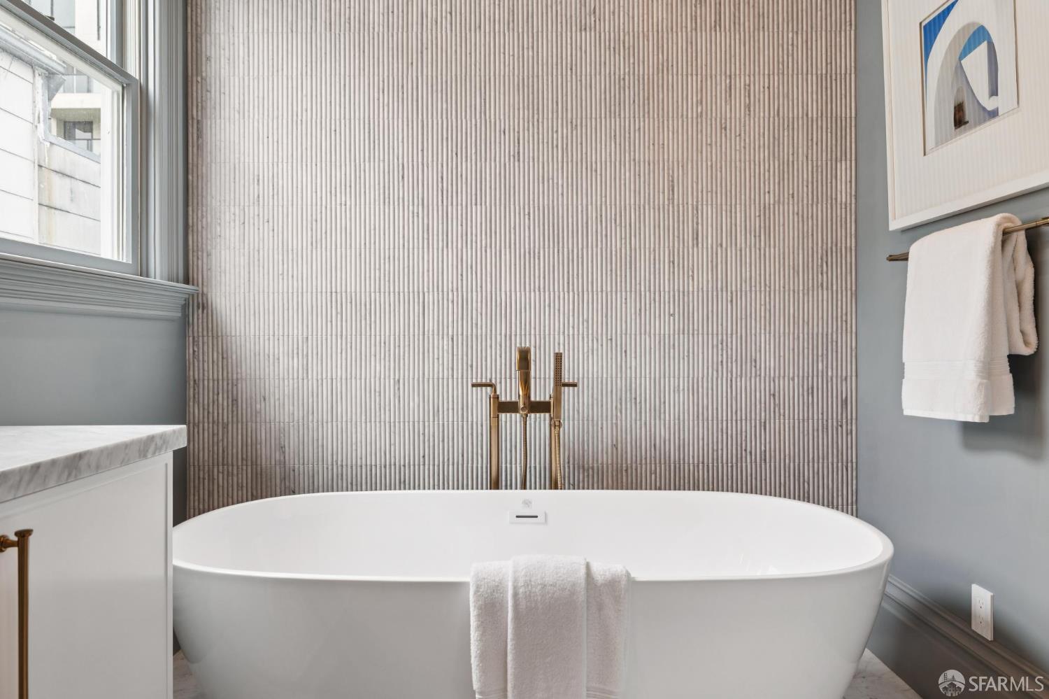 Detail Gallery Image 59 of 99 For 1625 Vallejo St, San Francisco,  CA 94123 - 4 Beds | 4/1 Baths