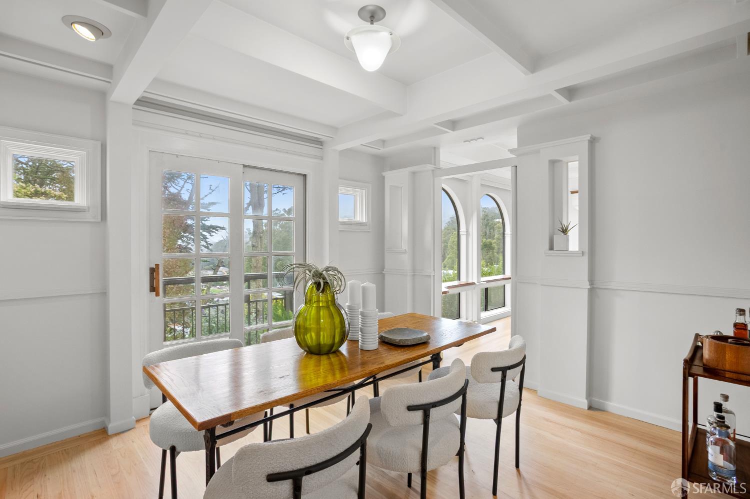 Detail Gallery Image 22 of 55 For 363 Panorama Dr, San Francisco,  CA 94131 - 2 Beds | 1 Baths