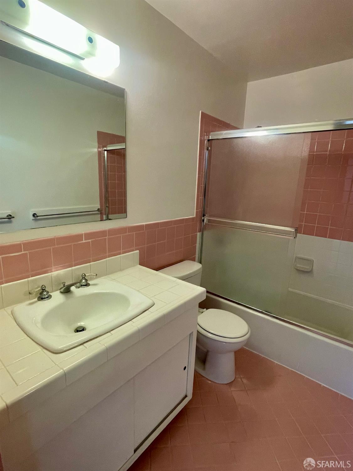 Detail Gallery Image 19 of 25 For 1200 42nd Ave, San Francisco,  CA 94122 - – Beds | – Baths