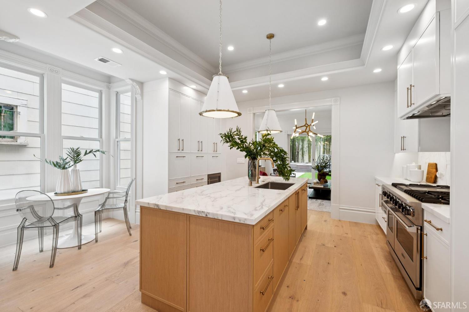 Detail Gallery Image 32 of 99 For 1625 Vallejo St, San Francisco,  CA 94123 - 4 Beds | 4/1 Baths