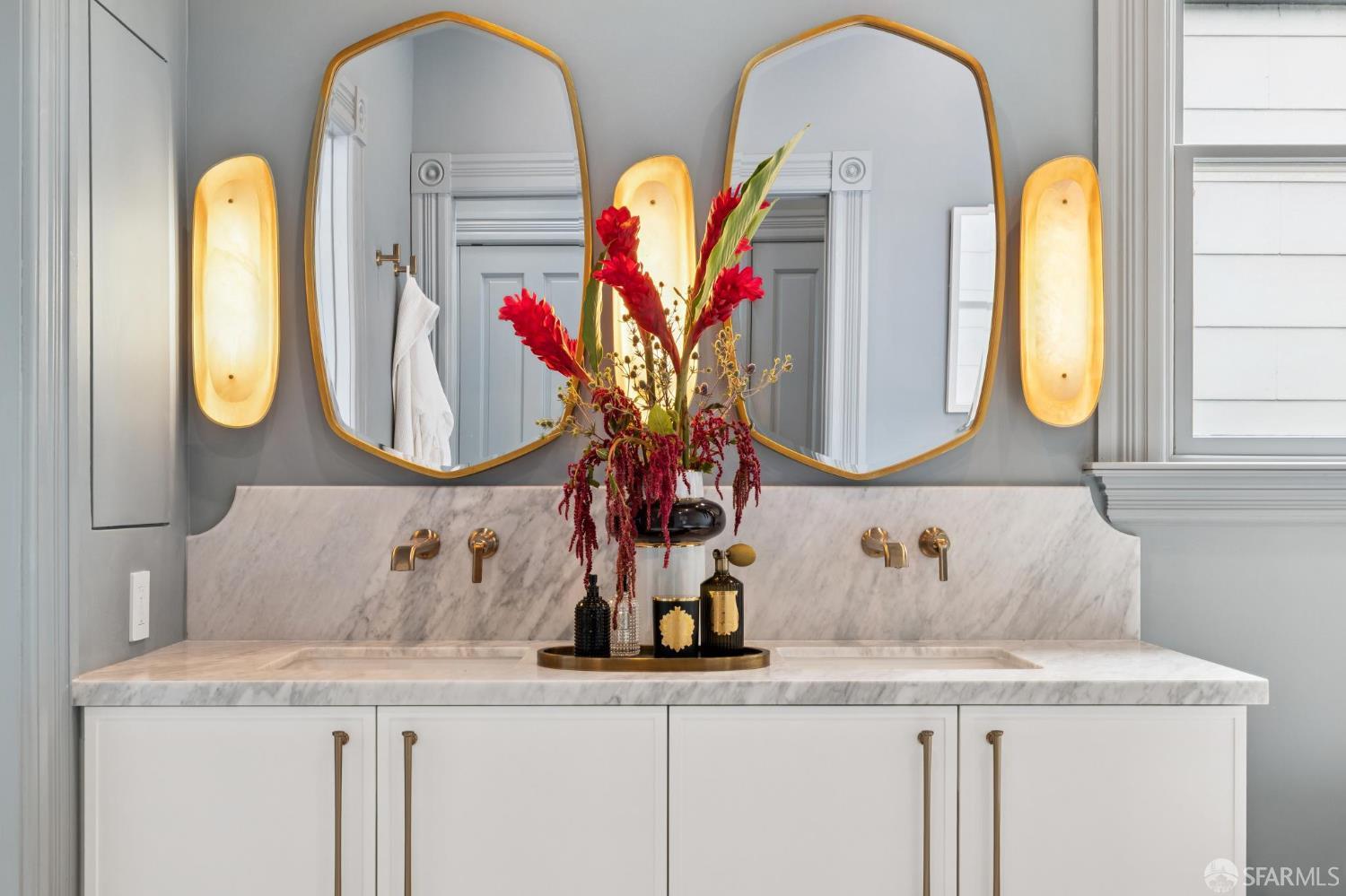 Detail Gallery Image 57 of 99 For 1625 Vallejo St, San Francisco,  CA 94123 - 4 Beds | 4/1 Baths