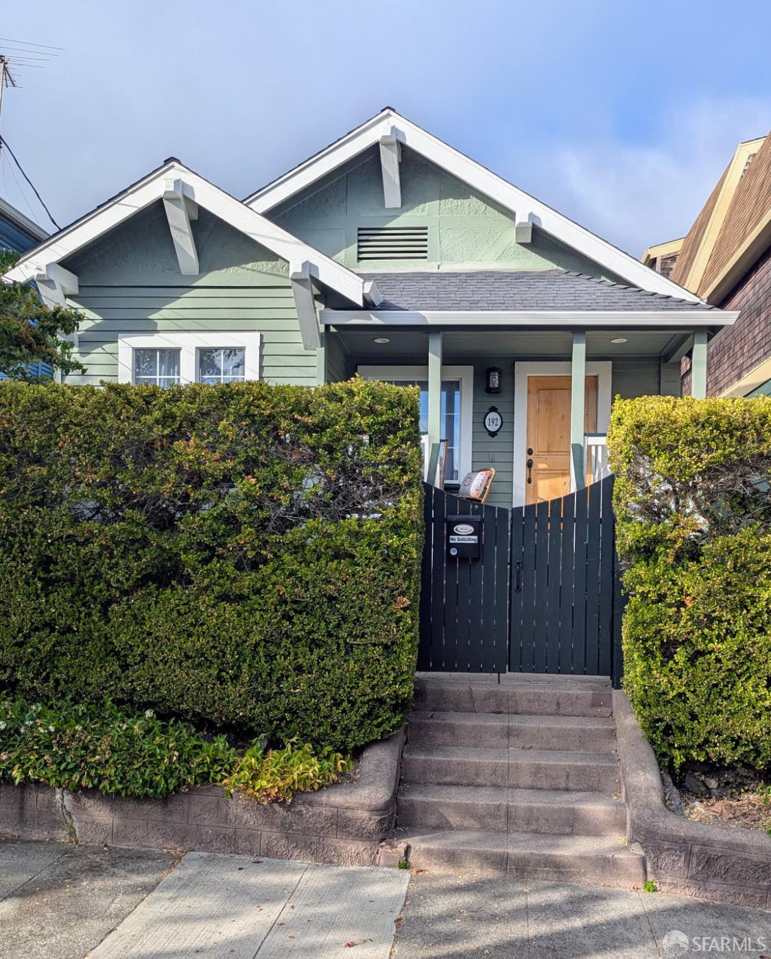 Detail Gallery Image 21 of 23 For 192 Ridgeway Ave, Oakland,  CA 94611 - 2 Beds | 2 Baths