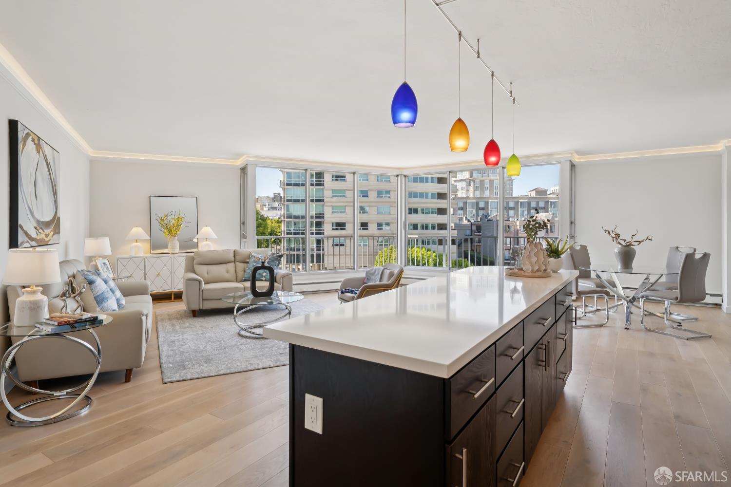 Detail Gallery Image 2 of 51 For 1200 Gough St 3a,  San Francisco,  CA 94109 - 2 Beds | 2 Baths