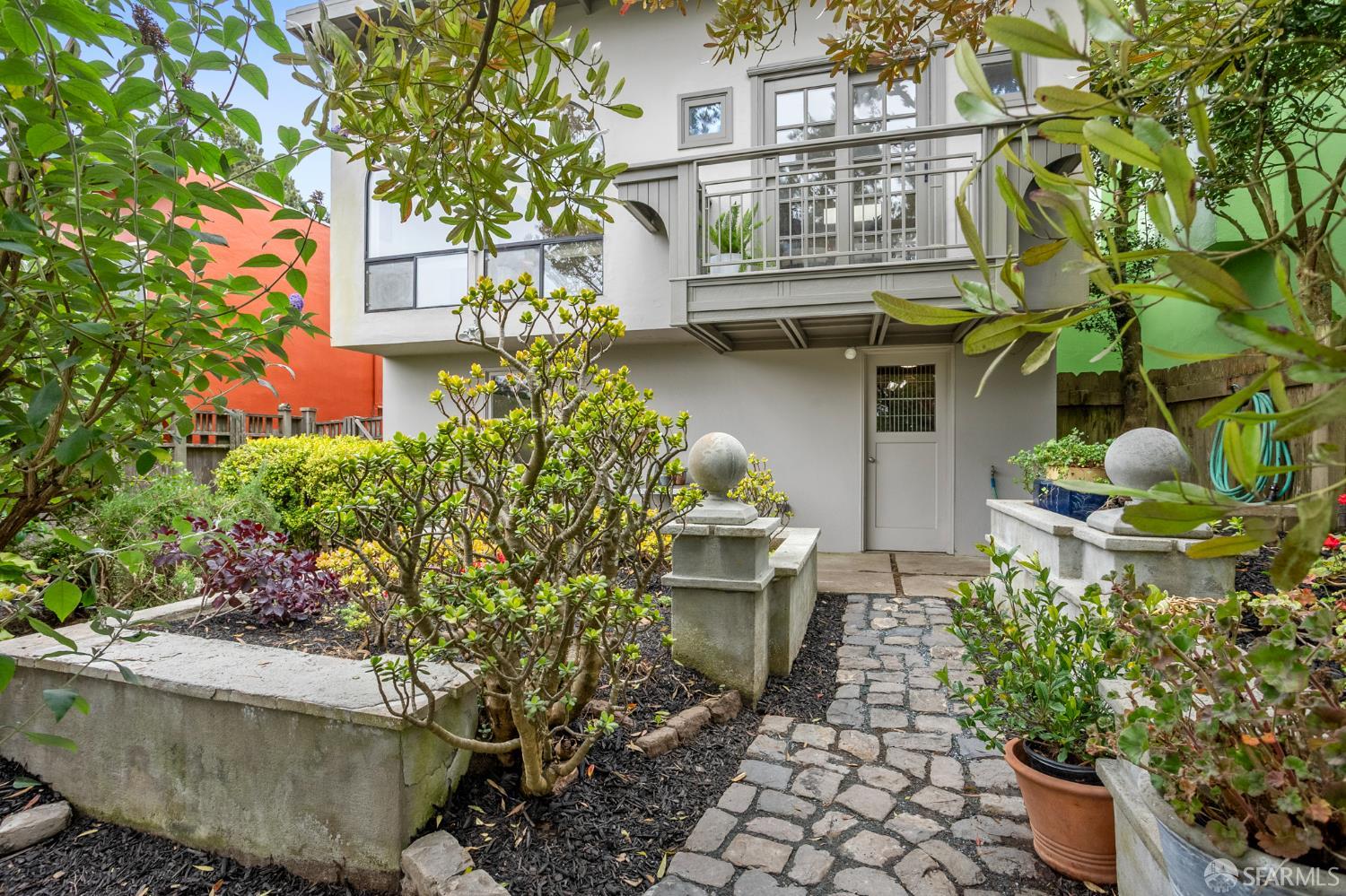 Detail Gallery Image 28 of 55 For 363 Panorama Dr, San Francisco,  CA 94131 - 2 Beds | 1 Baths