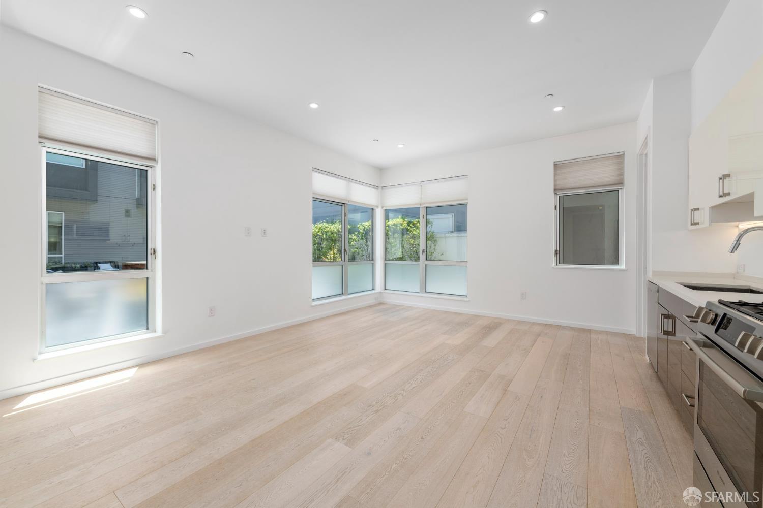Detail Gallery Image 5 of 28 For 1001 17th St #201,  San Francisco,  CA 94107 - 1 Beds | 1 Baths