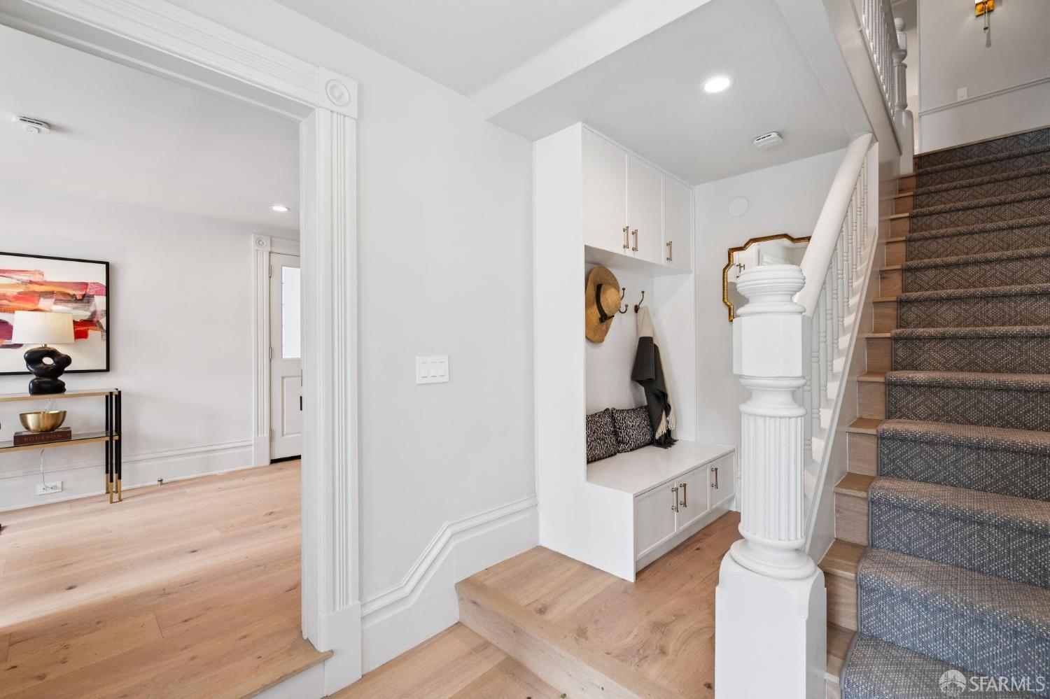 Detail Gallery Image 21 of 99 For 1625 Vallejo St, San Francisco,  CA 94123 - 4 Beds | 4/1 Baths