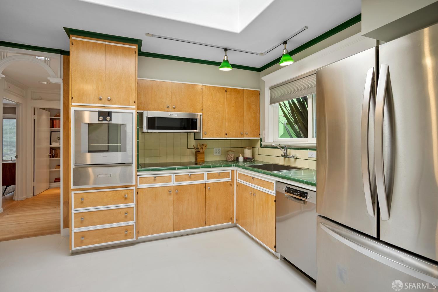 Detail Gallery Image 30 of 55 For 363 Panorama Dr, San Francisco,  CA 94131 - 2 Beds | 1 Baths