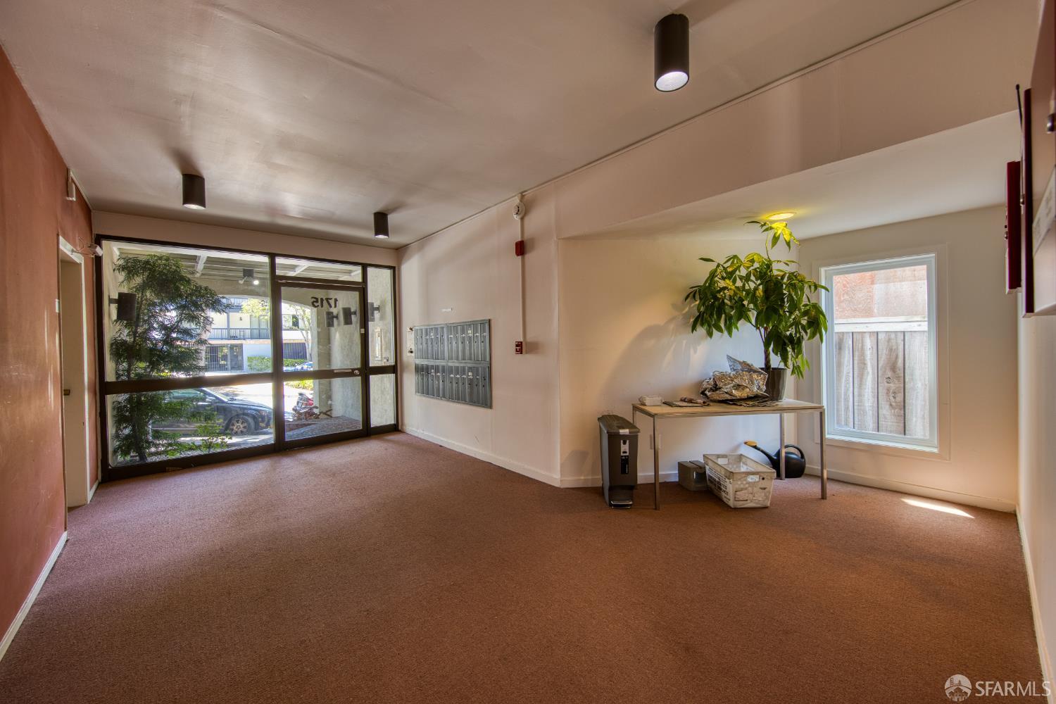 Detail Gallery Image 4 of 16 For 1715 Webster St, San Francisco,  CA 94115 - – Beds | – Baths