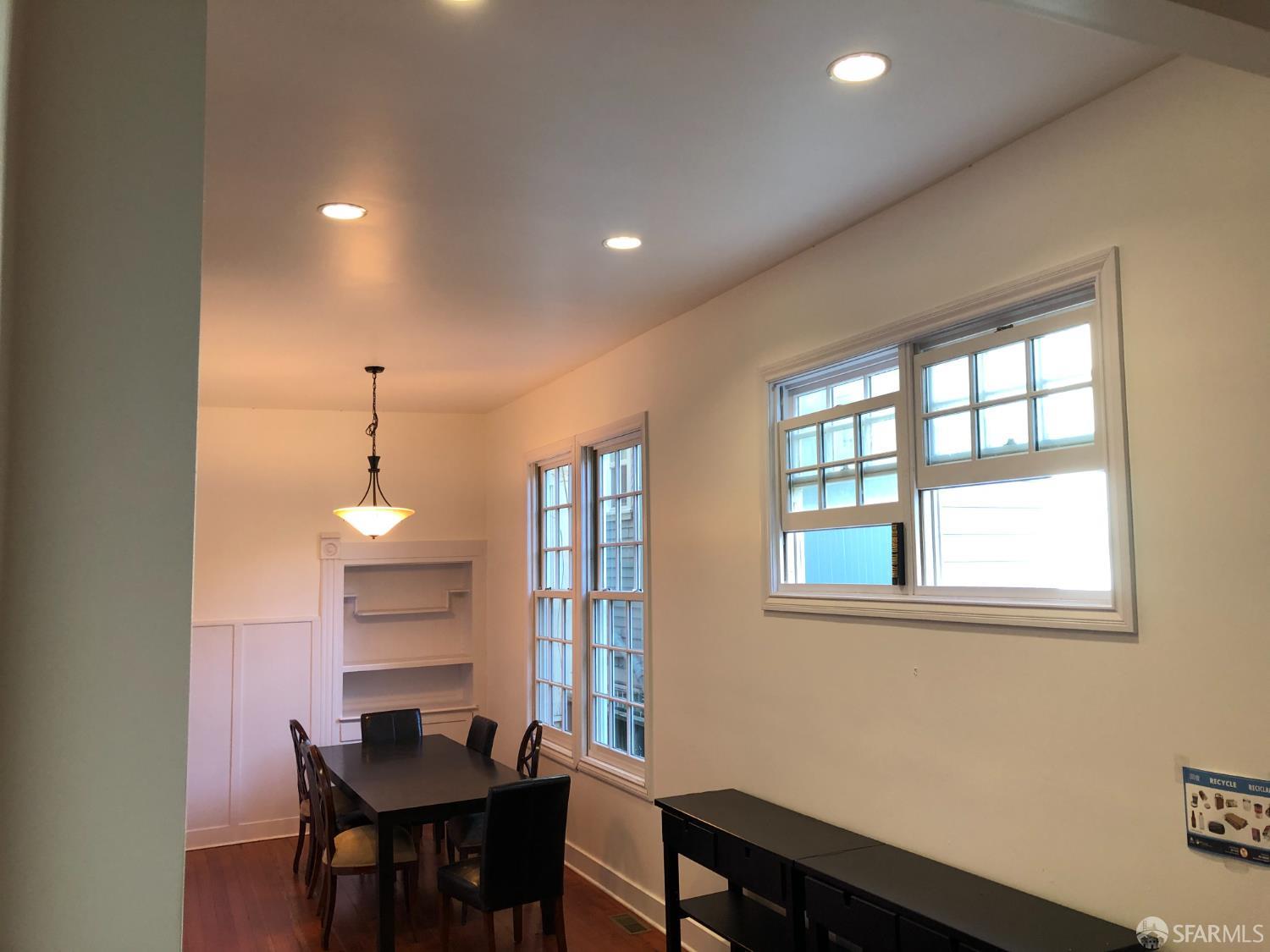 Detail Gallery Image 3 of 30 For 3339 20th St, San Francisco,  CA 94110 - 0 Beds | 4 Baths