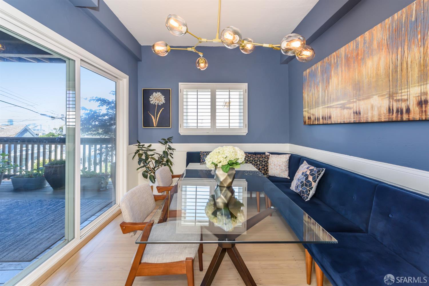 Detail Gallery Image 5 of 9 For 1 Hoffman Ave a,  San Francisco,  CA 94114 - 2 Beds | 2 Baths