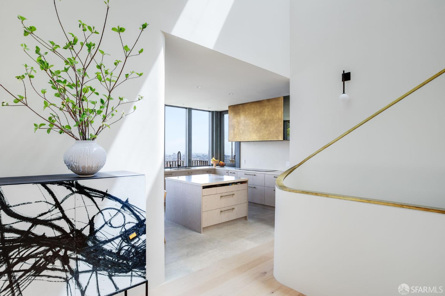 Detail Gallery Image 9 of 33 For 135 Graystone Ter, San Francisco,  CA 94114 - 5 Beds | 4/1 Baths