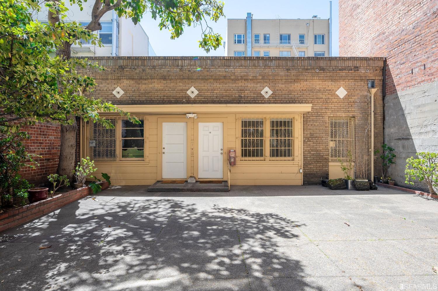 Detail Gallery Image 13 of 27 For 1073 Bush St, San Francisco,  CA 94109 - – Beds | – Baths
