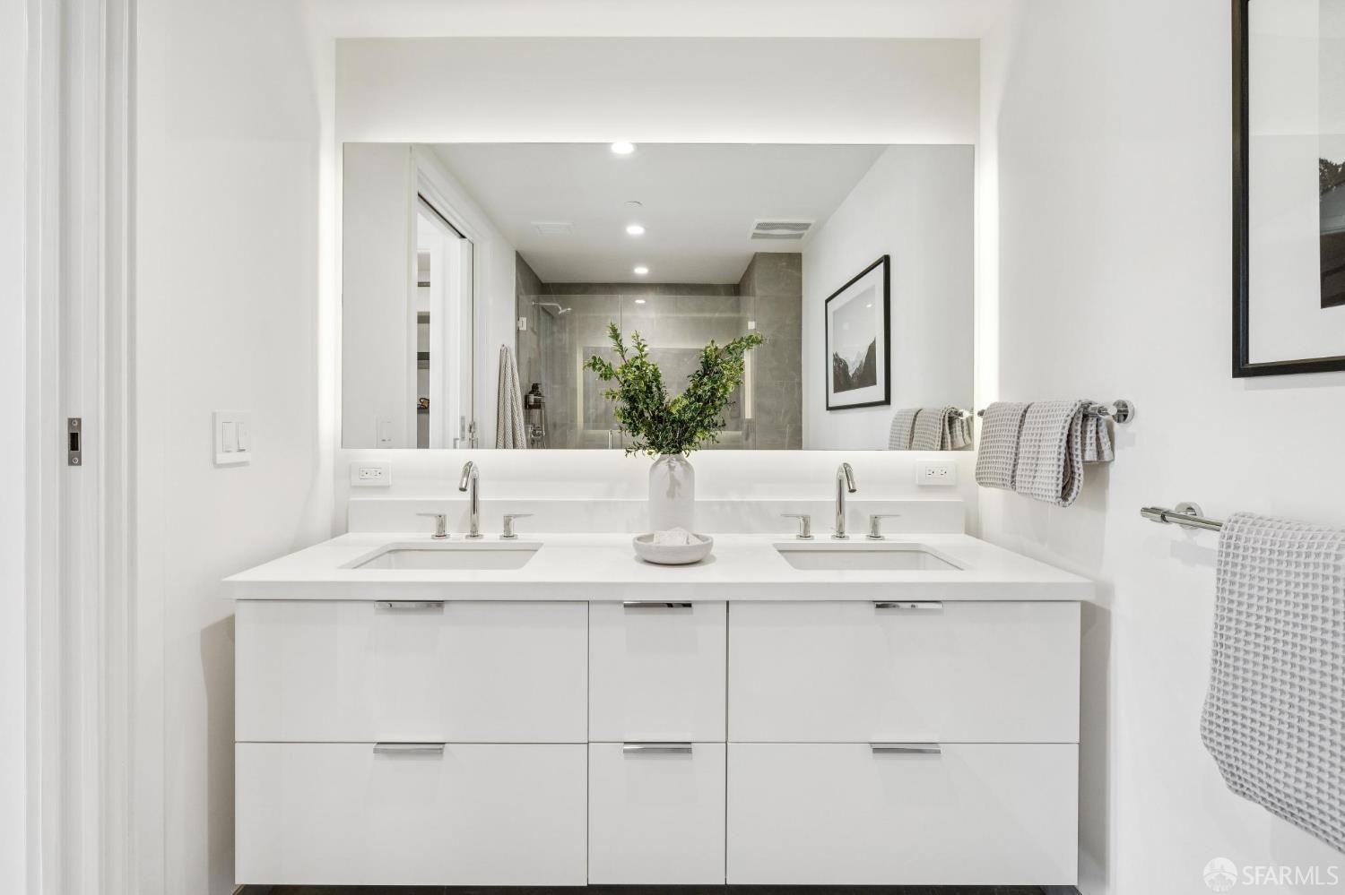 Detail Gallery Image 24 of 56 For 3131 Pierce St #406,  San Francisco,  CA 94123 - 2 Beds | 2 Baths