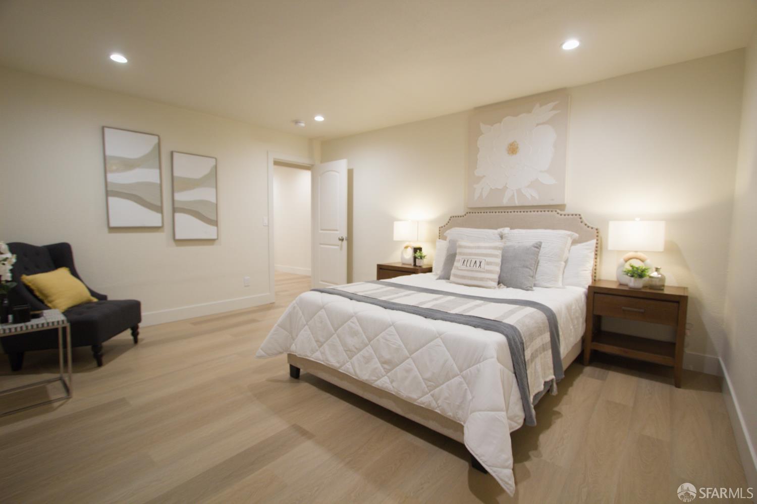 Detail Gallery Image 15 of 17 For 946 Capitol Ave, San Francisco,  CA 94112 - 3 Beds | 2 Baths