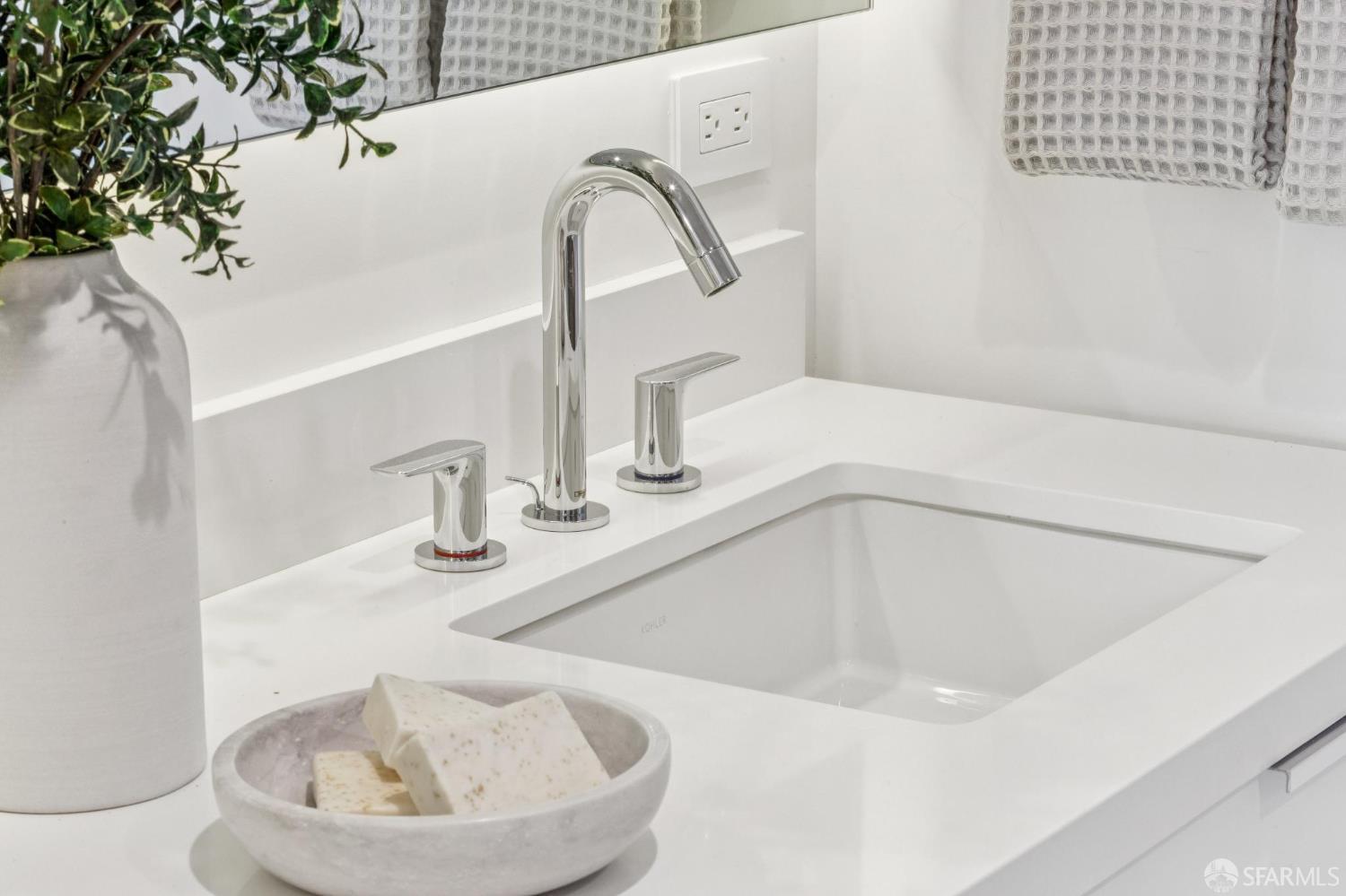 Detail Gallery Image 23 of 56 For 3131 Pierce St #406,  San Francisco,  CA 94123 - 2 Beds | 2 Baths
