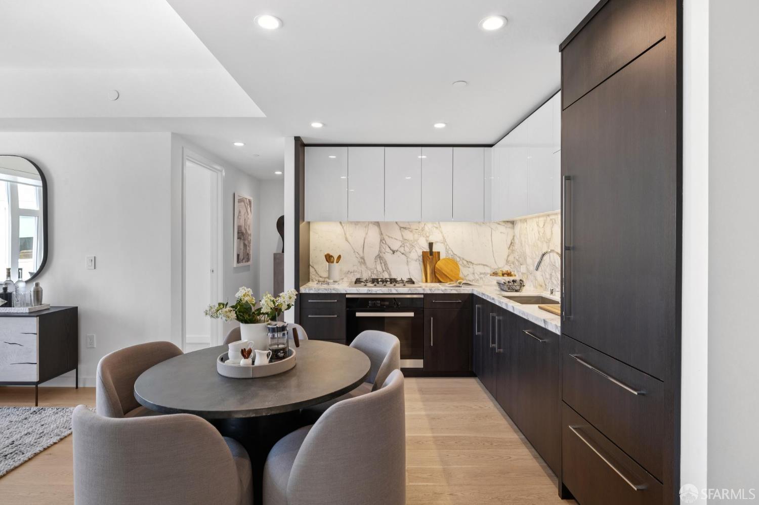 Detail Gallery Image 16 of 56 For 3131 Pierce St #406,  San Francisco,  CA 94123 - 2 Beds | 2 Baths