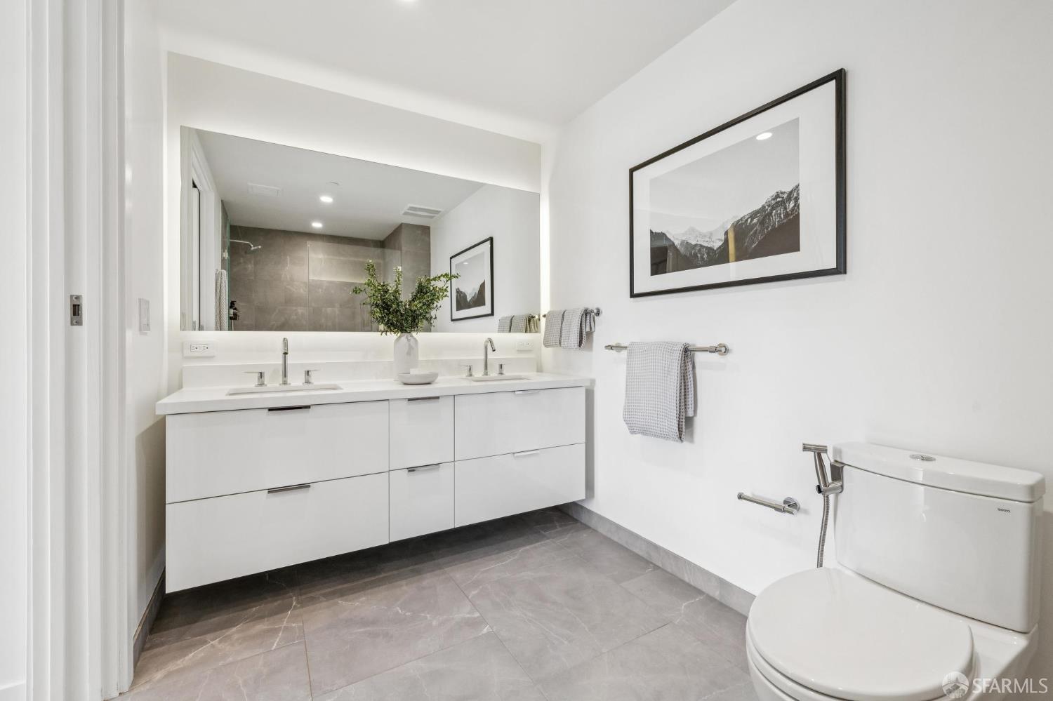 Detail Gallery Image 22 of 56 For 3131 Pierce St #406,  San Francisco,  CA 94123 - 2 Beds | 2 Baths