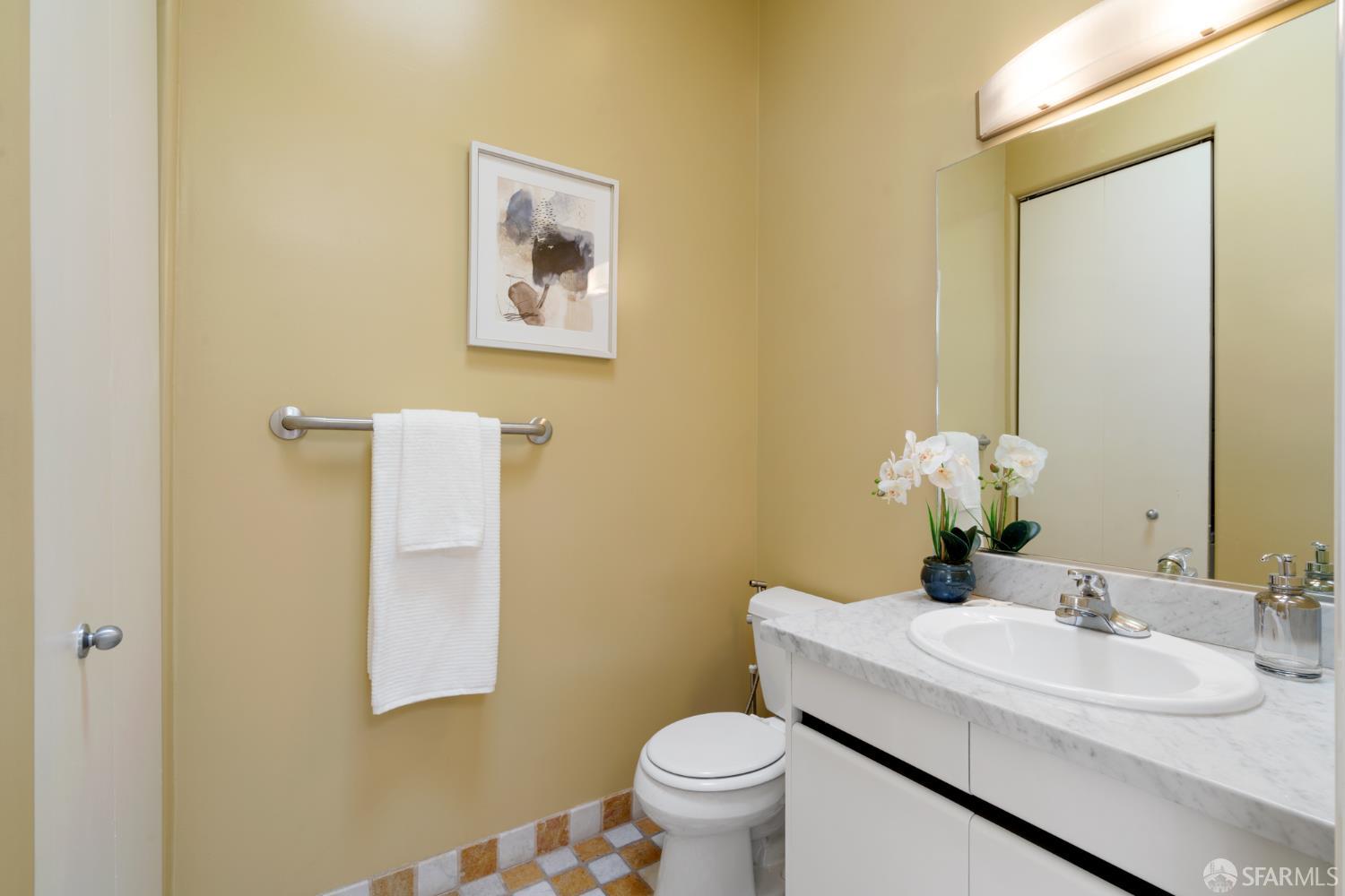 Detail Gallery Image 13 of 38 For 3310 19th St #303,  San Francisco,  CA 94110 - 3 Beds | 2/1 Baths