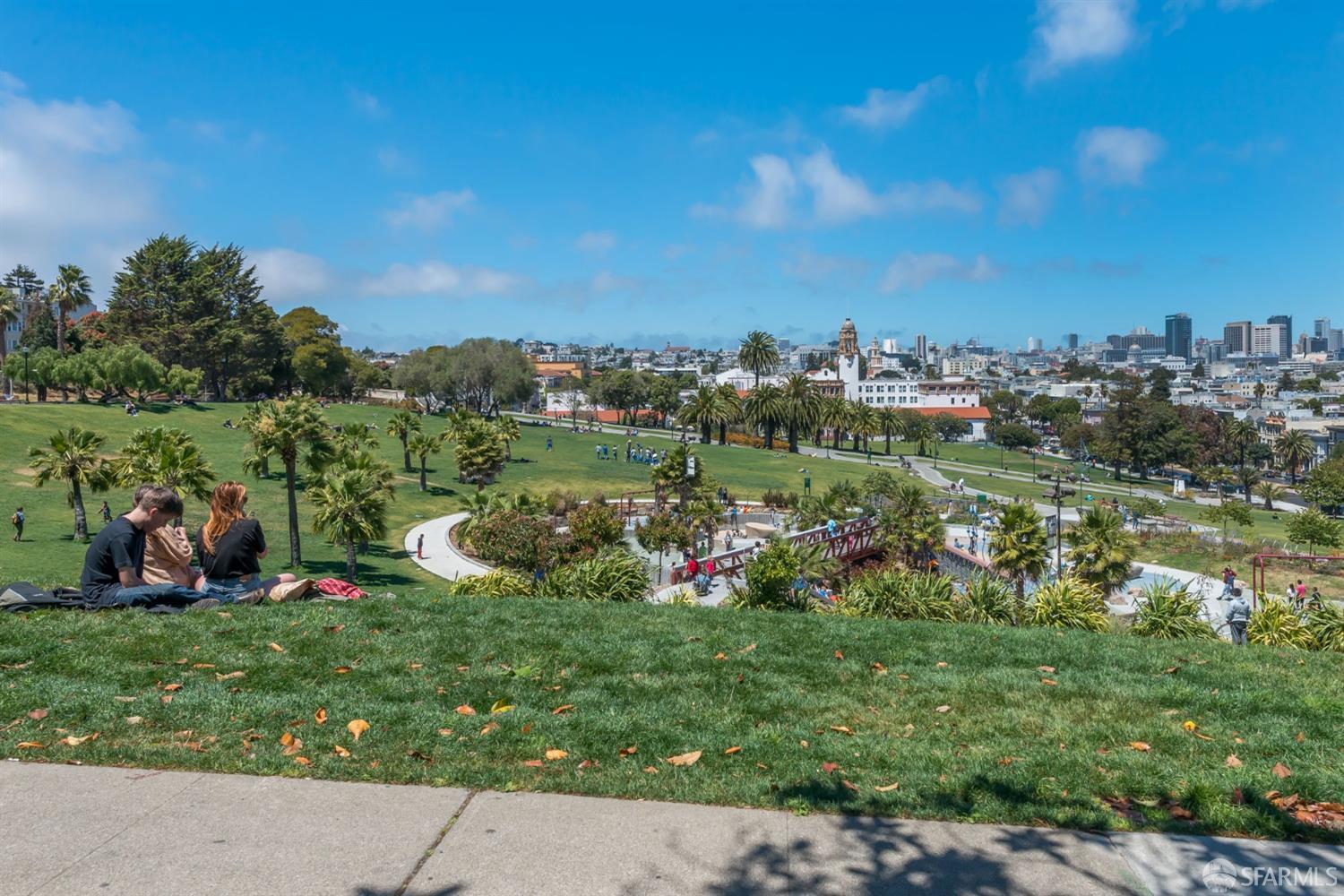 Detail Gallery Image 31 of 38 For 3310 19th St #303,  San Francisco,  CA 94110 - 3 Beds | 2/1 Baths