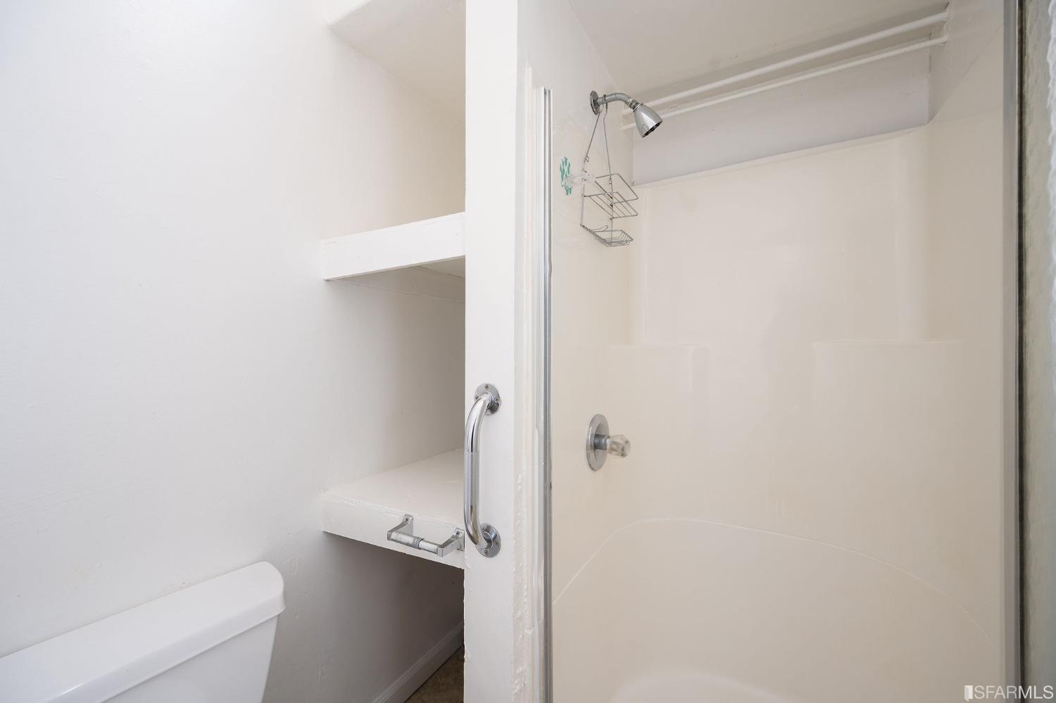 Detail Gallery Image 10 of 27 For 1073 Bush St, San Francisco,  CA 94109 - – Beds | – Baths