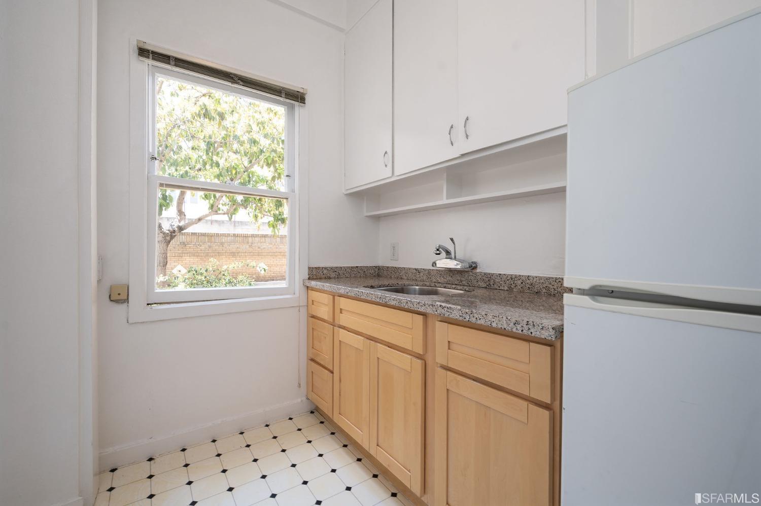 Detail Gallery Image 17 of 27 For 1073 Bush St, San Francisco,  CA 94109 - – Beds | – Baths