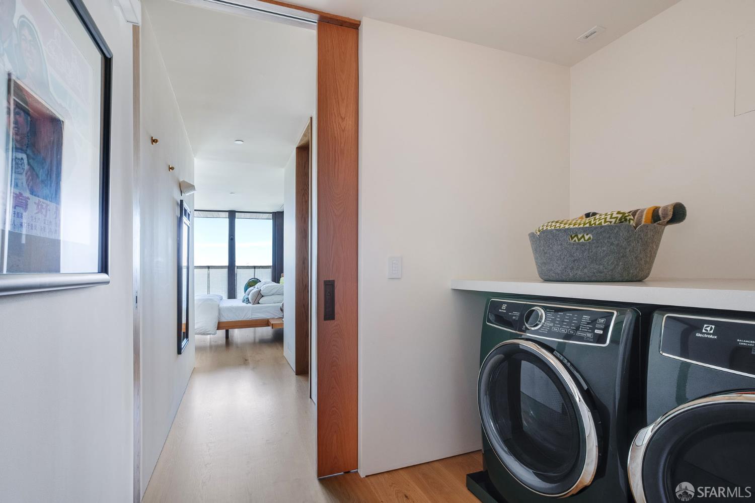 Detail Gallery Image 27 of 33 For 135 Graystone Ter, San Francisco,  CA 94114 - 5 Beds | 4/1 Baths