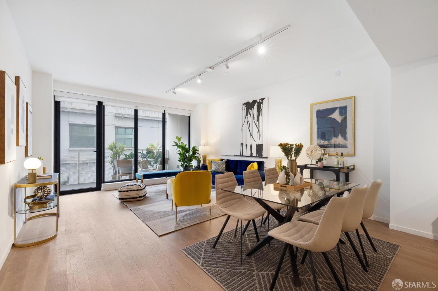 Detail Gallery Image 3 of 20 For 555 Golden Gate Ave #606,  San Francisco,  CA 94102 - 2 Beds | 2 Baths