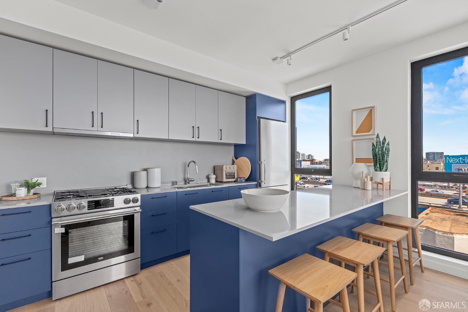 Detail Gallery Image 2 of 14 For 988 Harrison St Hm6,  San Francisco,  CA 94107 - 2 Beds | 2 Baths