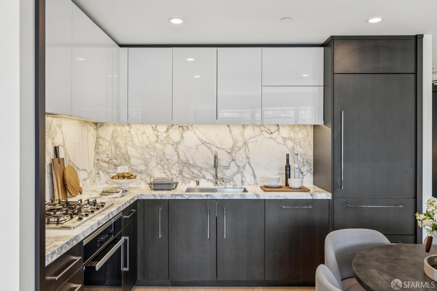 Detail Gallery Image 15 of 56 For 3131 Pierce St #406,  San Francisco,  CA 94123 - 2 Beds | 2 Baths