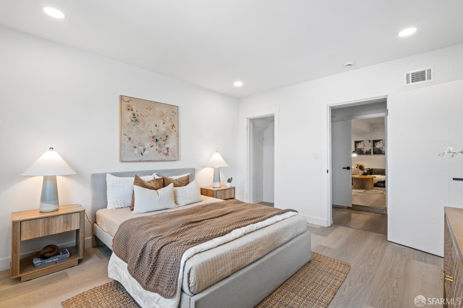 Detail Gallery Image 28 of 53 For 646 Paris St, San Francisco,  CA 94112 - 4 Beds | 2 Baths