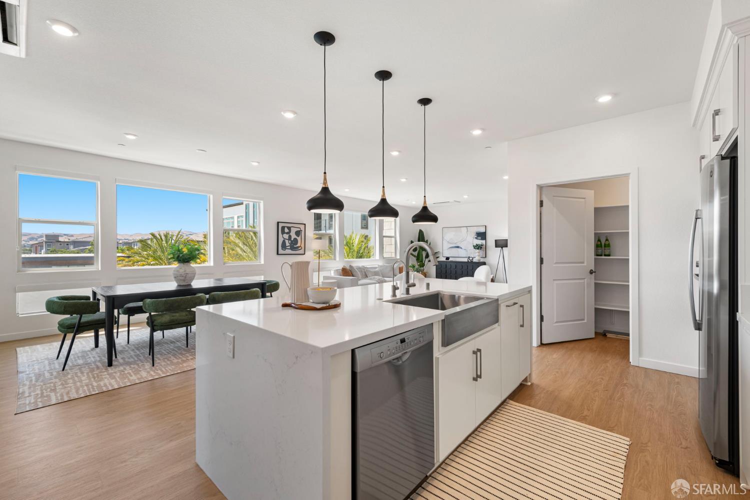 Detail Gallery Image 15 of 57 For 5690 Metrose Ct #302,  Dublin,  CA 94568 - 4 Beds | 2 Baths